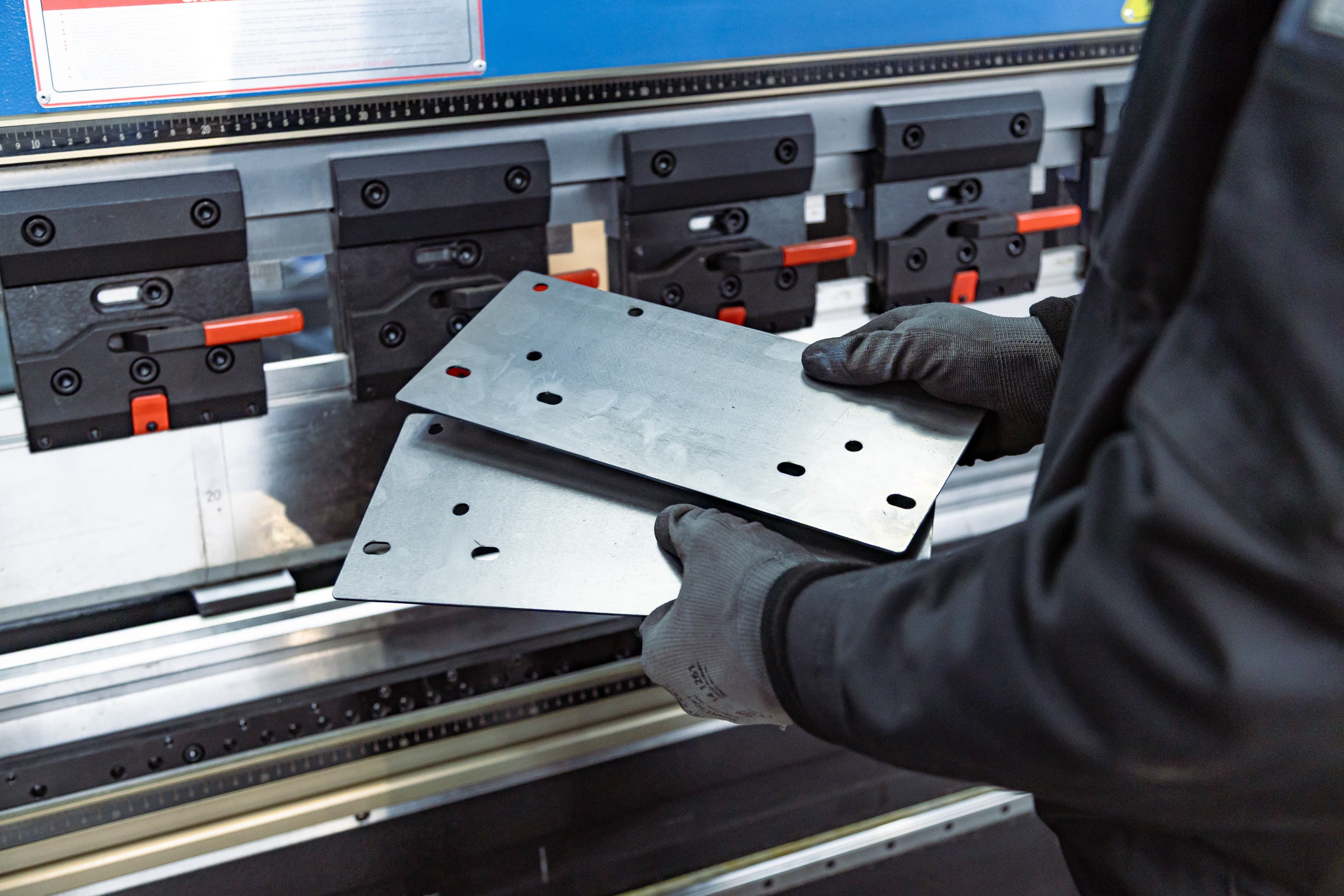 How to choose the right material thickness for your project